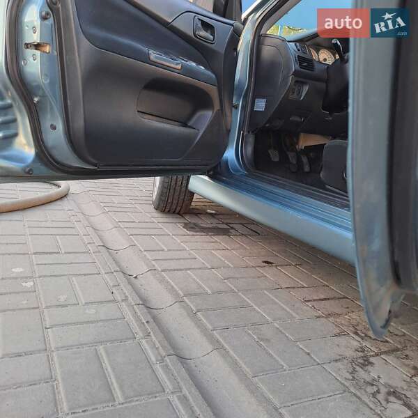 Седан Mitsubishi Lancer 2006 в Запорожье