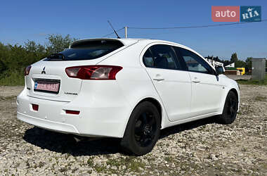 Хетчбек Mitsubishi Lancer 2012 в 