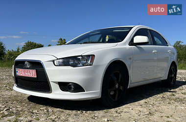Хетчбек Mitsubishi Lancer 2012 в 