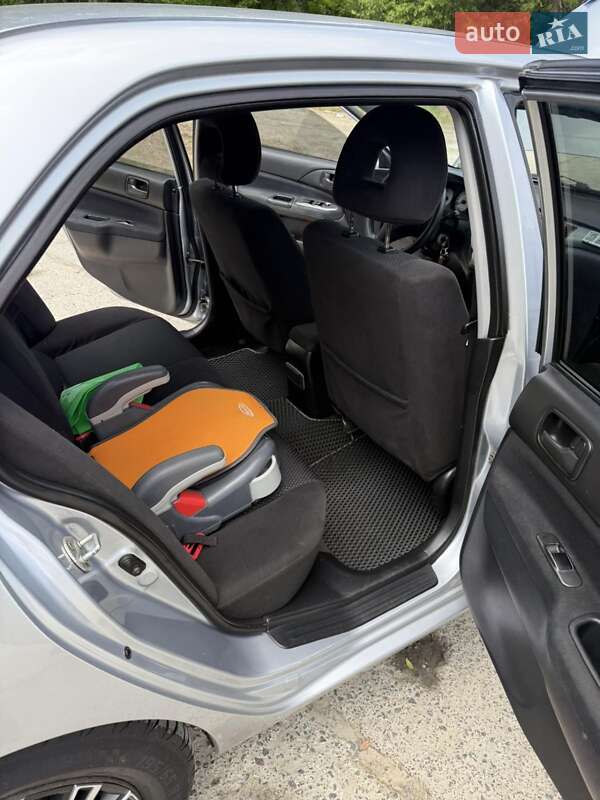Седан Mitsubishi Lancer 2006 в Львове фото 21 Седан Mitsubishi Lancer 2006 в Львове