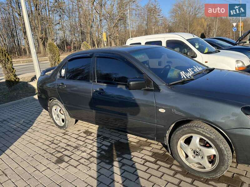 Седан Mitsubishi Lancer 2004 в Тернополе