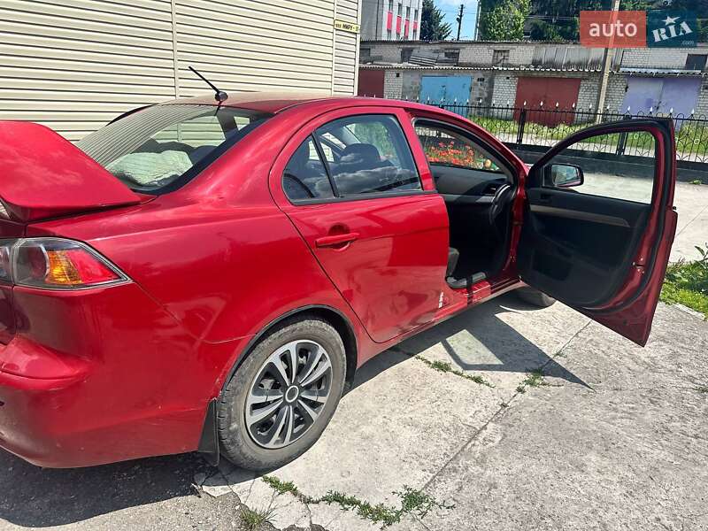 Седан Mitsubishi Lancer 2011 в Криничках