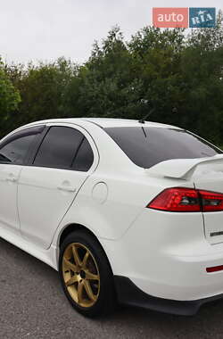 Седан Mitsubishi Lancer 2013 в 