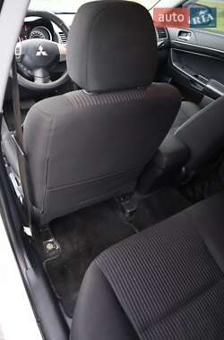 Седан Mitsubishi Lancer 2013 в 