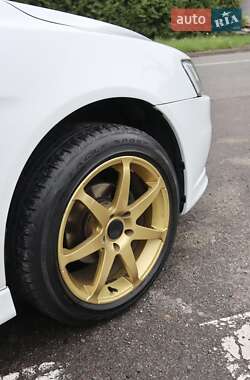 Седан Mitsubishi Lancer 2013 в 