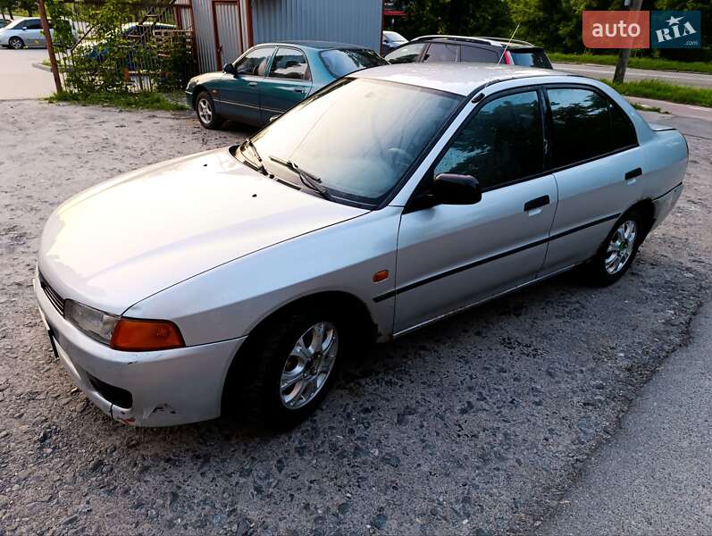 Mitsubishi Lancer 1996