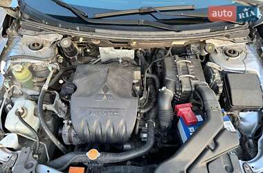 Седан Mitsubishi Lancer 2012 в 