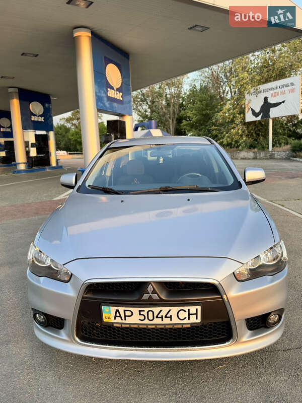 Седан Mitsubishi Lancer 2012 в 