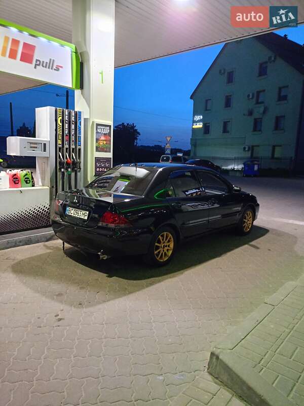 Седан Mitsubishi Lancer 2008 в Львові
