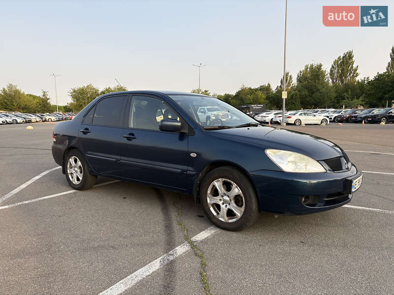Седан Mitsubishi Lancer 2008 в Днепре