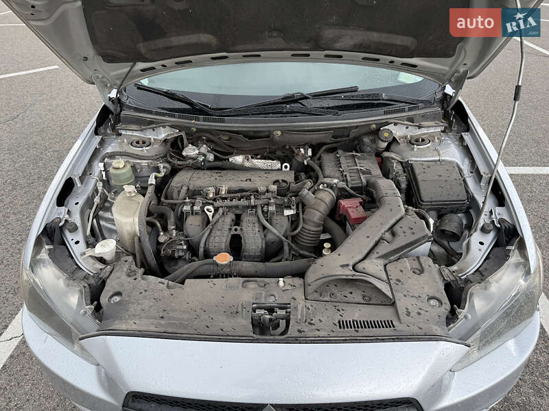 Седан Mitsubishi Lancer 2011 в Києві фото 15 Седан Mitsubishi Lancer 2011 в Києві