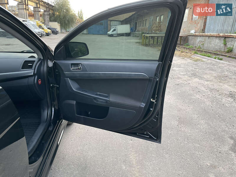 Седан Mitsubishi Lancer 2007 в Виннице