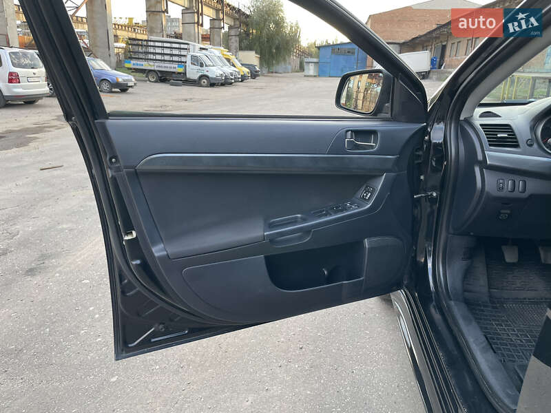 Седан Mitsubishi Lancer 2007 в Виннице