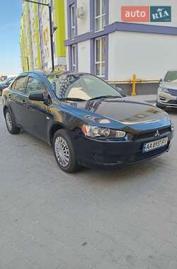 Седан Mitsubishi Lancer 2011 в Києві