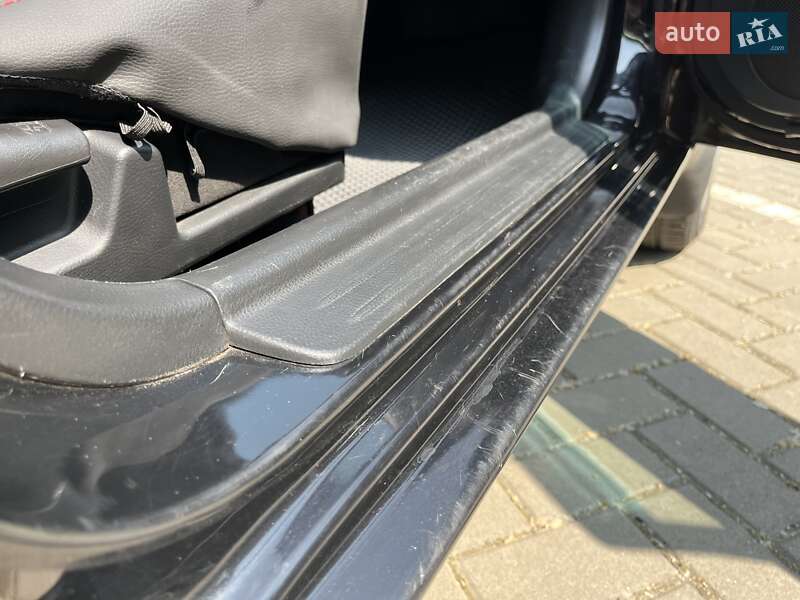 Седан Mitsubishi Lancer 2008 в Киеве