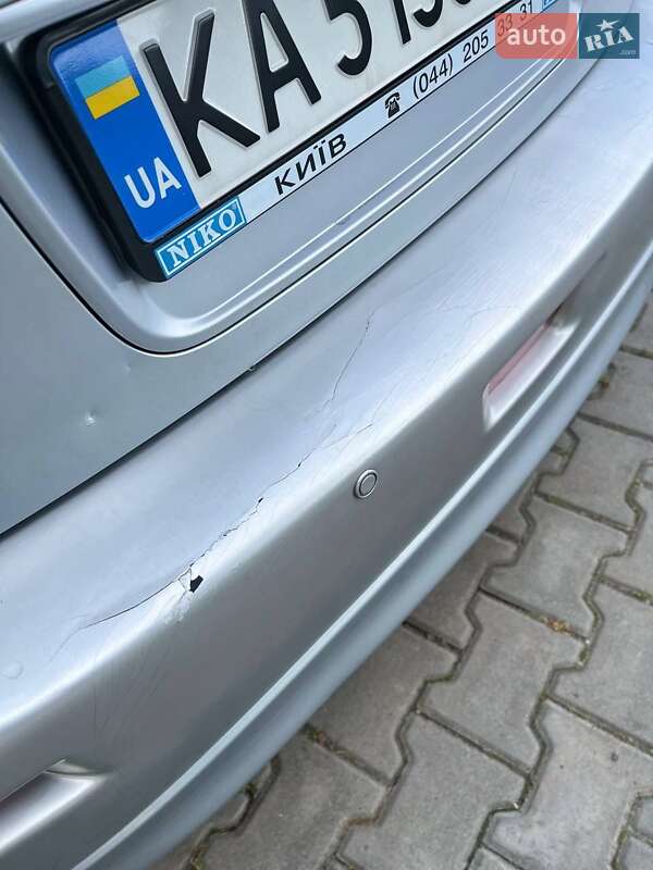Хэтчбек Mitsubishi Lancer 2009 в Киеве