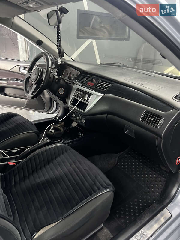 Седан Mitsubishi Lancer 2006 в Балте