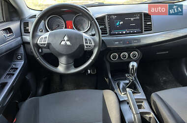 Седан Mitsubishi Lancer 2009 в 