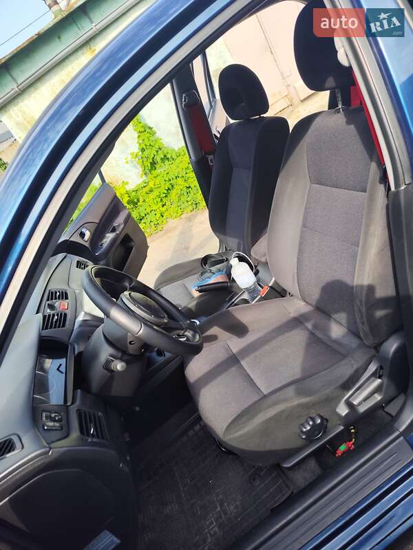 Седан Mitsubishi Lancer 2006 в Киеве