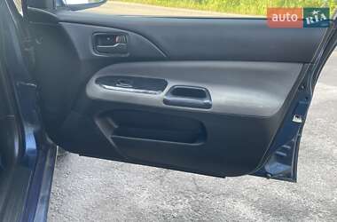 Универсал Mitsubishi Lancer 2003 в 