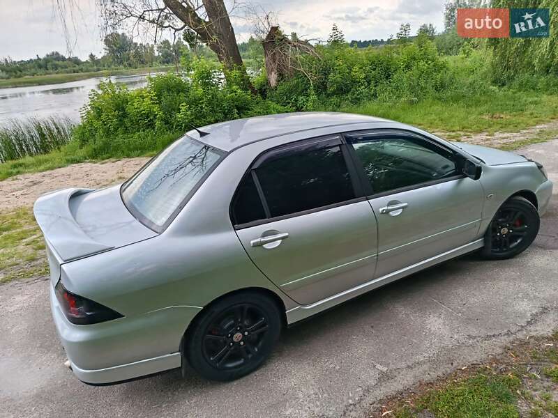 Седан Mitsubishi Lancer 2004 в Макарове фото 8 Седан Mitsubishi Lancer 2004 в Макарове