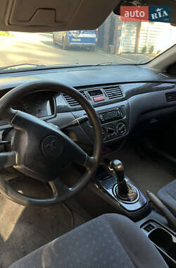 Седан Mitsubishi Lancer 2003 в 