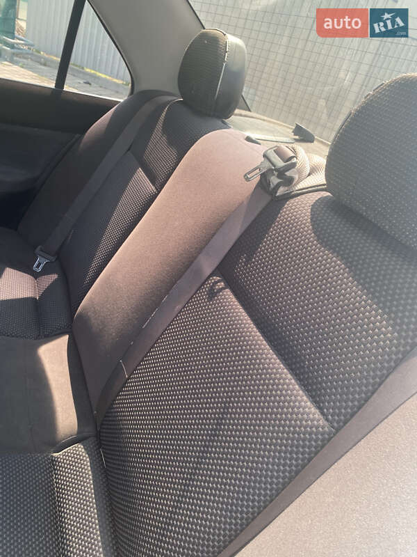 Седан Mitsubishi Lancer 2006 в Черкасах