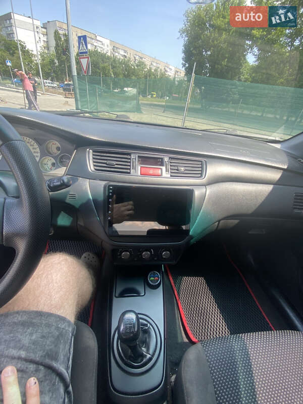 Седан Mitsubishi Lancer 2006 в Черкасах