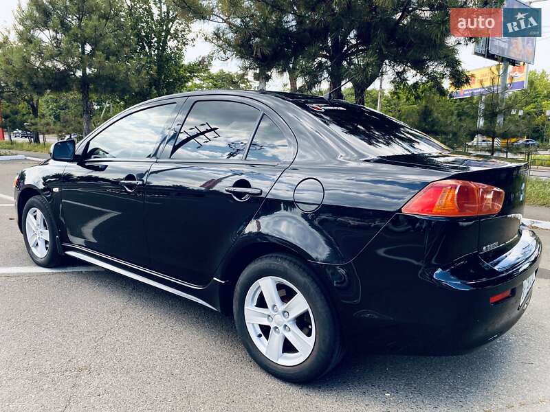 Седан Mitsubishi Lancer 2007 в Одессе
