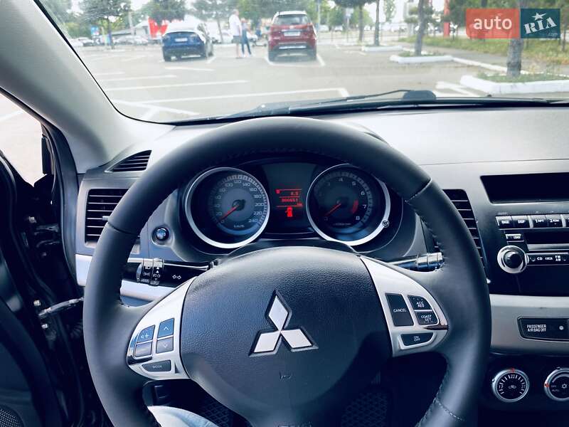 Седан Mitsubishi Lancer 2007 в Одессе