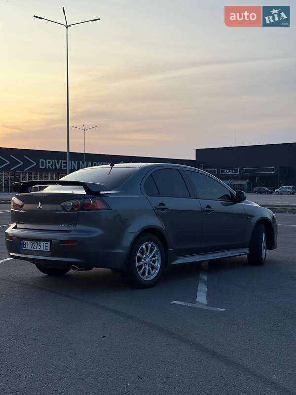 Седан Mitsubishi Lancer 2011 в Горишних Плавнях