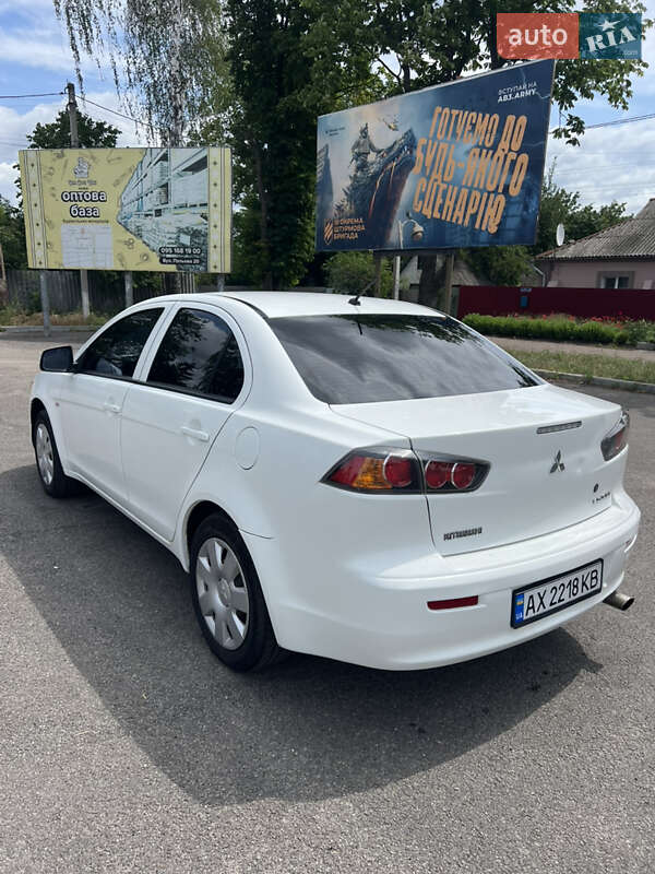 Седан Mitsubishi Lancer 2011 в Первомайске