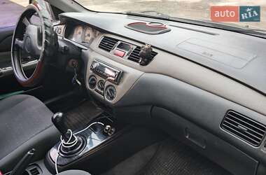 Седан Mitsubishi Lancer 2005 в 