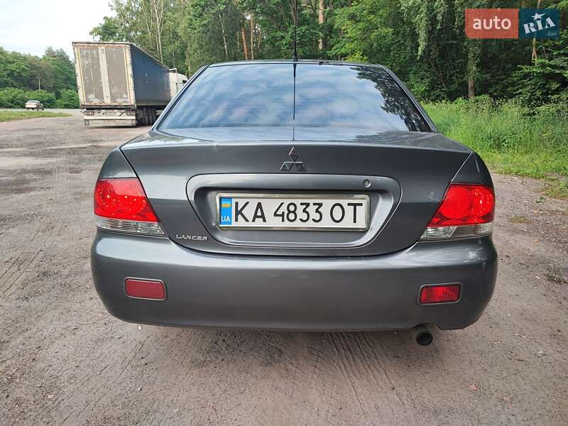 Седан Mitsubishi Lancer 2005 в Вышгороде