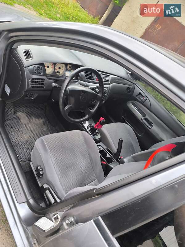 Седан Mitsubishi Lancer 2005 в Машевке