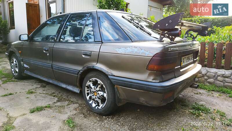 Лифтбек Mitsubishi Lancer 1991 в Коломые