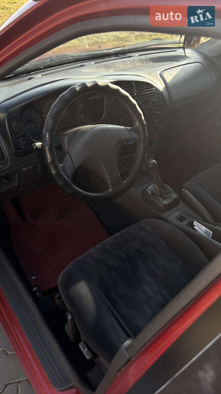 Седан Mitsubishi Lancer 1996 в Виннице
