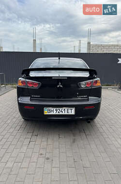 Седан Mitsubishi Lancer 2010 в 