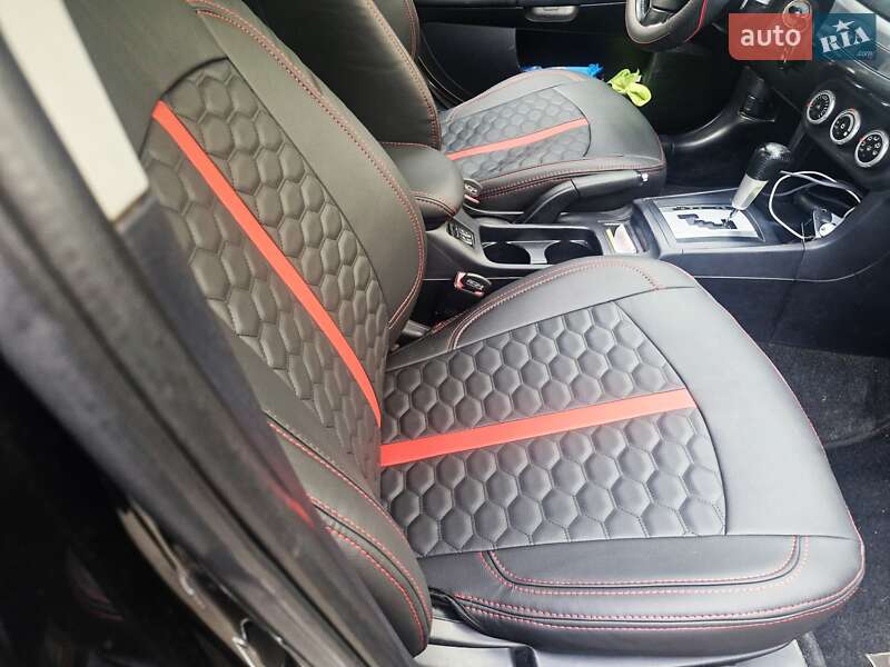 Седан Mitsubishi Lancer 2008 в Киеве