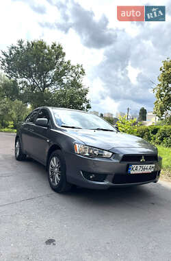 Седан Mitsubishi Lancer 2008 в Киеве