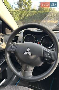 Седан Mitsubishi Lancer 2014 в 