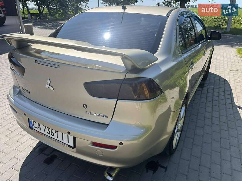 Седан Mitsubishi Lancer 2008 в Тальном