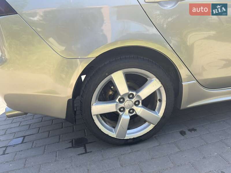Седан Mitsubishi Lancer 2008 в Тальном