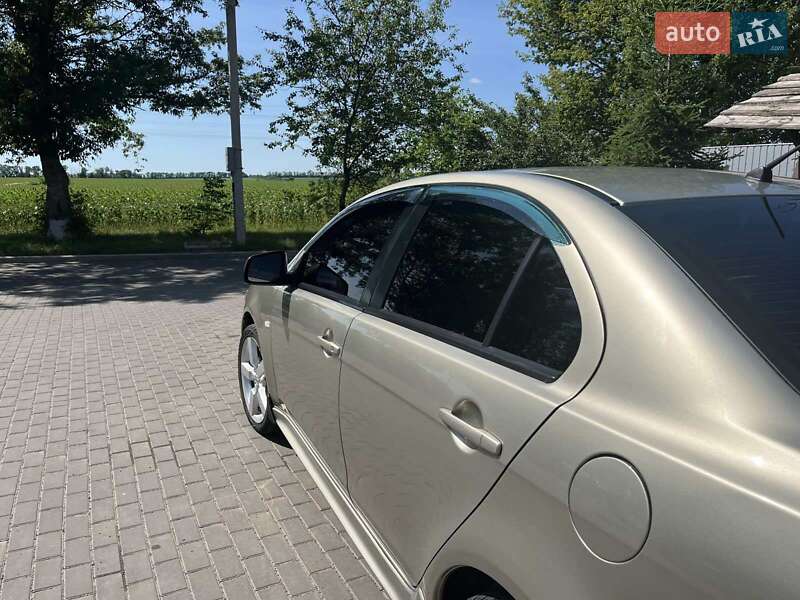 Седан Mitsubishi Lancer 2008 в Тальном