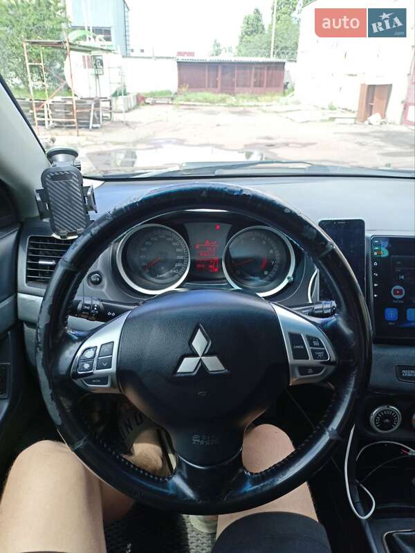 Седан Mitsubishi Lancer 2007 в Киеве