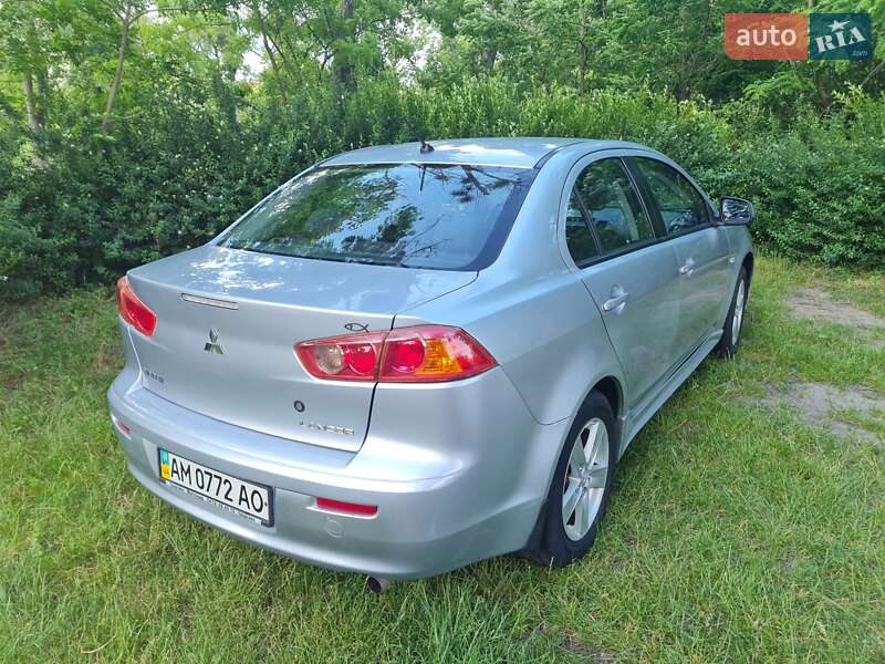 Седан Mitsubishi Lancer 2007 в Житомире