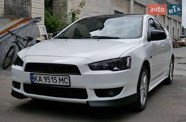Седан Mitsubishi Lancer 2010 в Києві