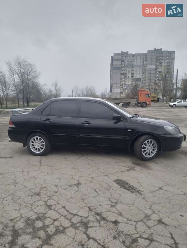 Седан Mitsubishi Lancer 2007 в Кривом Роге фото 4 Седан Mitsubishi Lancer 2007 в Кривом Роге