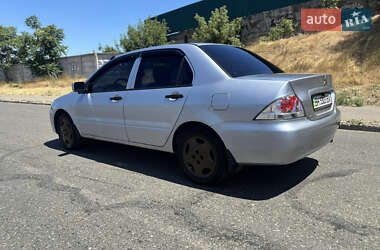Седан Mitsubishi Lancer 2004 в 