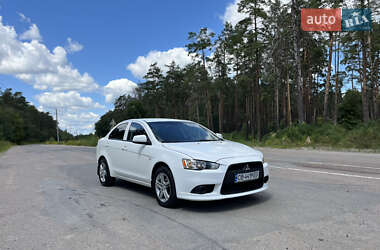 Седан Mitsubishi Lancer 2012 в Чернигове